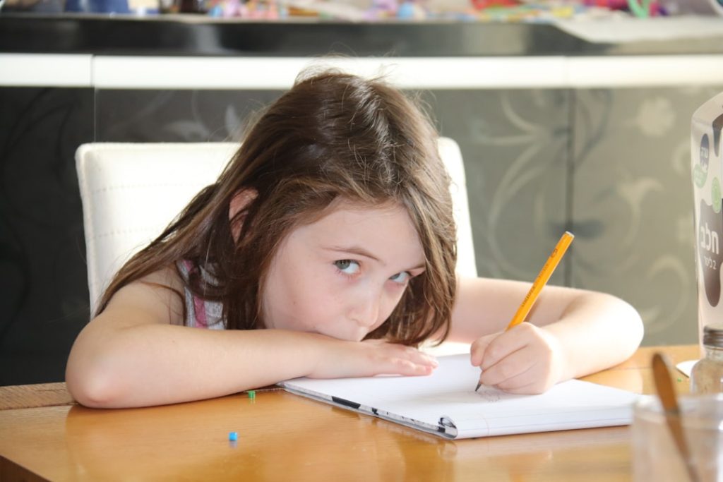 erfahren sie alles über die wichtigen fristen für das kindergeld: antragstermine, nachreichungsfristen und wichtige hinweise für eine rechtzeitige beantragung.