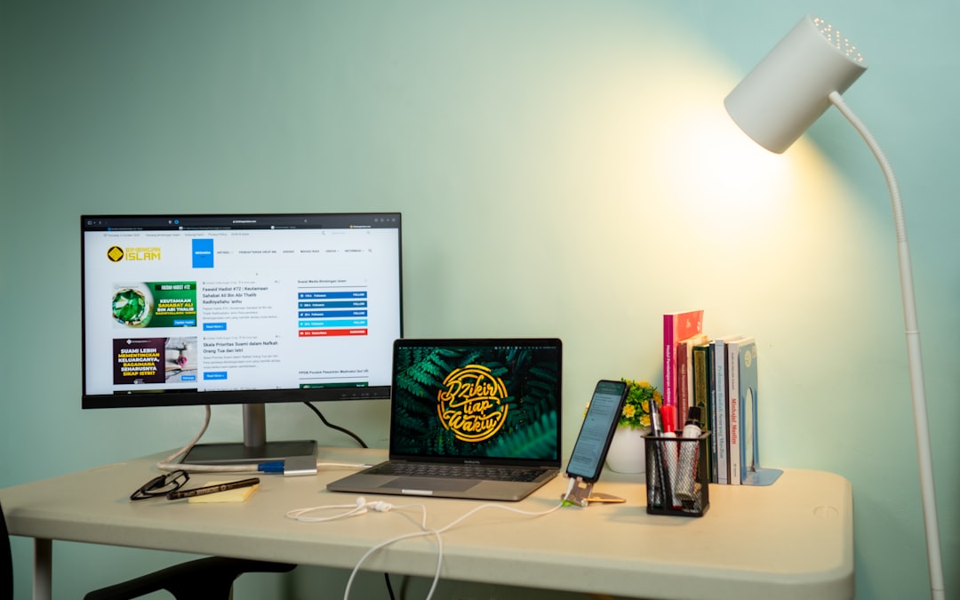 entdecken sie die besten tipps und ideen für ein effizientes und komfortables home-office-setup, um produktiv von zu hause aus zu arbeiten.