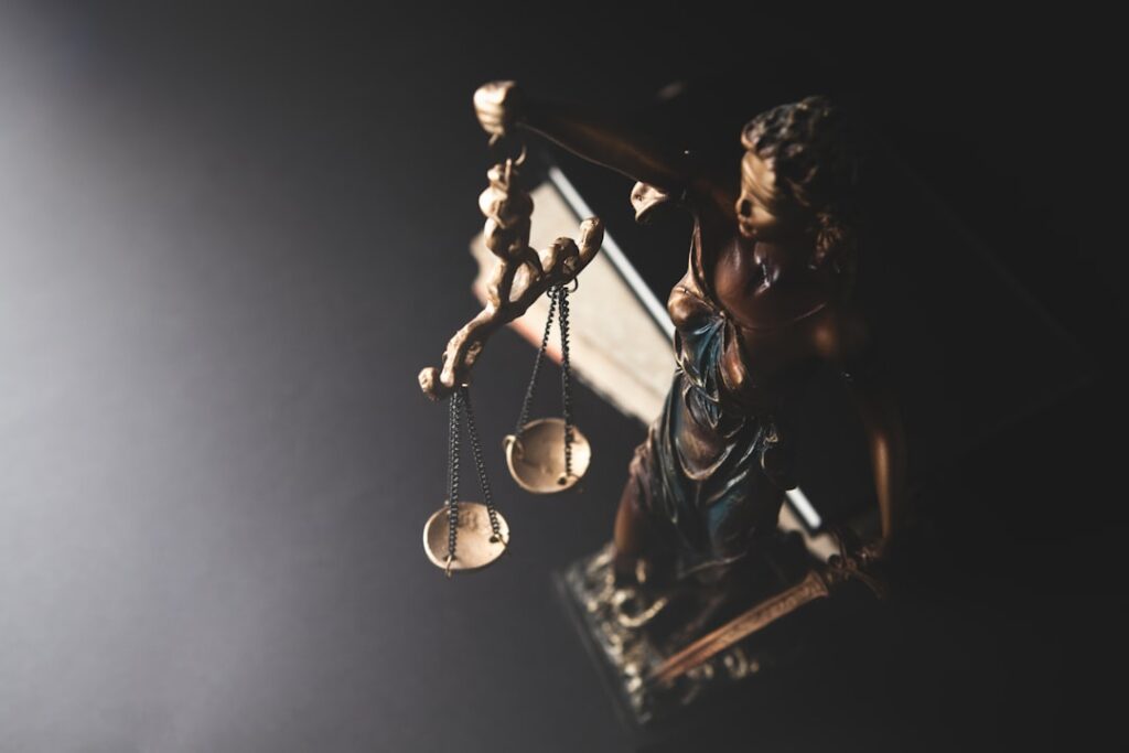 rechtliche geschäftsfähigkeit bezeichnet die fähigkeit einer person, rechtsverbindliche handlungen vorzunehmen und verträge abzuschließen.