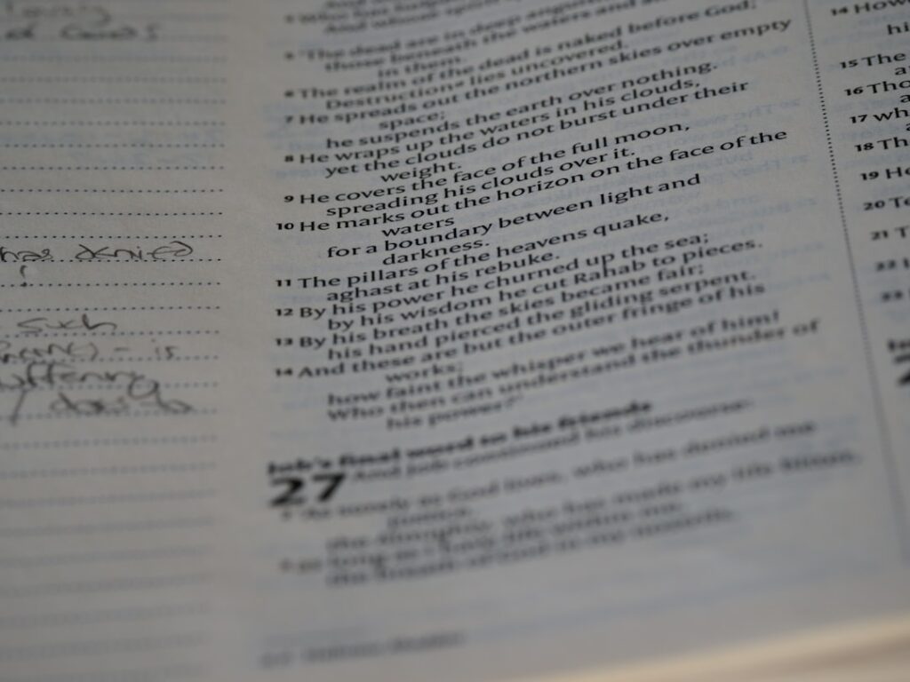 unterschriebener lebenslauf: professionell gestalteter lebenslauf mit persönlicher unterschrift für bewerbungen und karrierechancen.