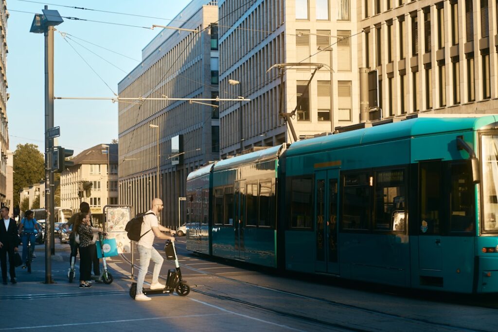 entdecken sie innovative lösungen für urbane mobilität, die den verkehr effizienter, nachhaltiger und benutzerfreundlicher gestalten.