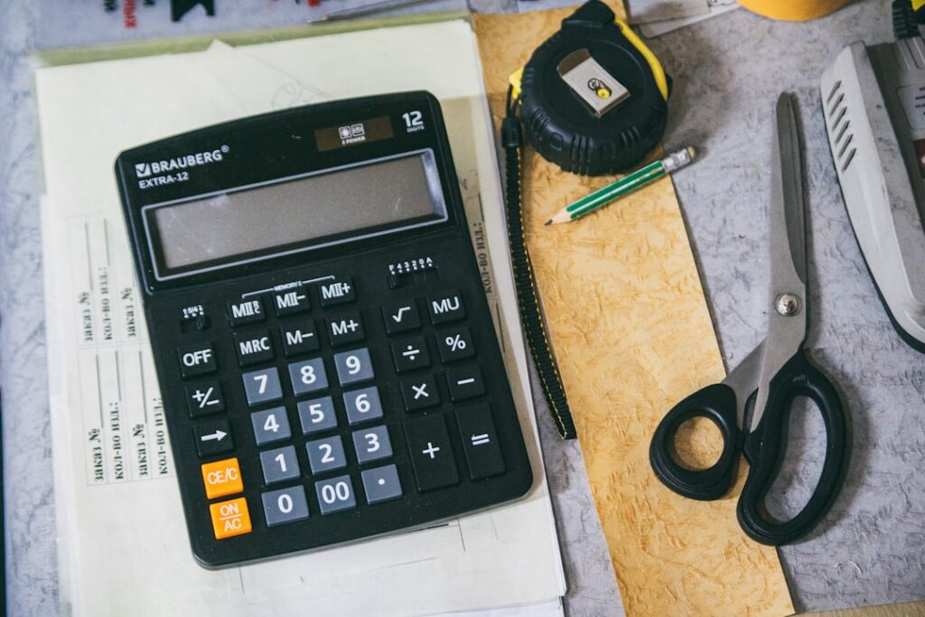 stundenlohnrechner: einfach und schnell ihren stundenlohn berechnen. ideal für arbeitnehmer und selbstständige.